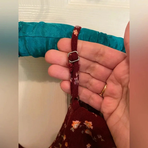 Off the shoulder top - Picture 3 of 5